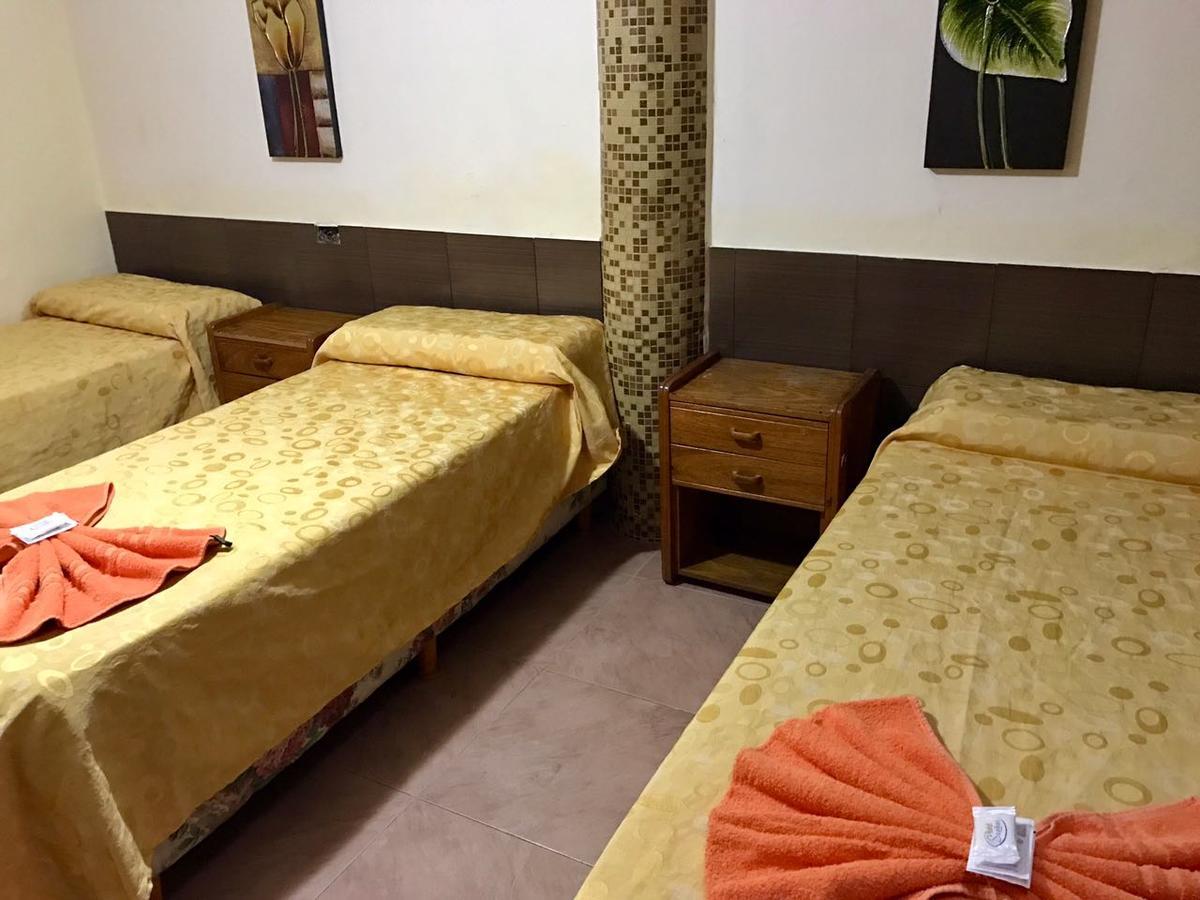 לה פלאטה Hotel Suenos מראה חיצוני תמונה